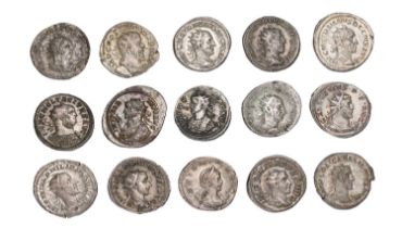 Assorted Roman Imperial Antoniniani, comprising 15x 3rd-century coins to include the following