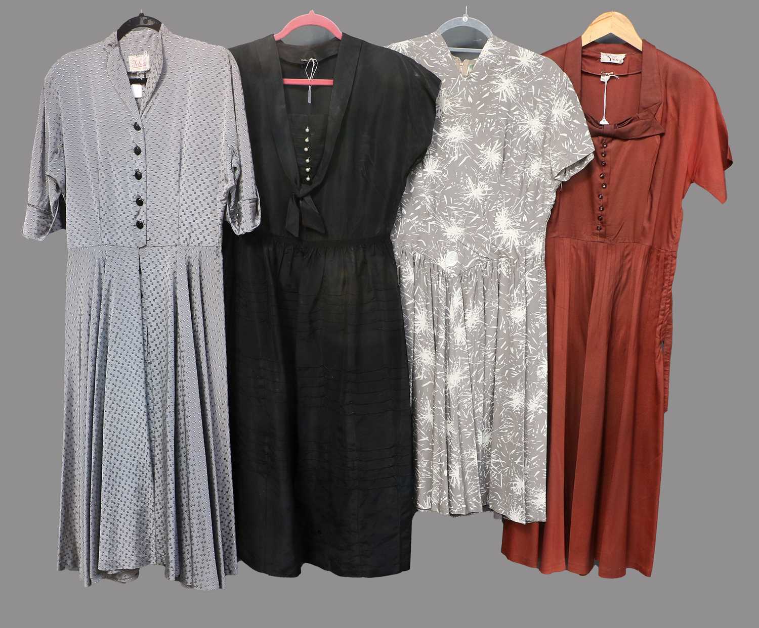 Circa 1940s and Later Ladies Day Dresses, comprising a Tobie New York geometric woven silver dress - Image 4 of 4