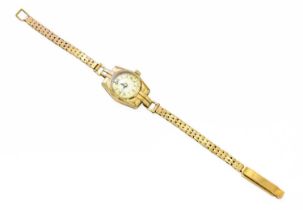 A Lady's 9 carat Gold wristwatch Gross weight: 16 grams