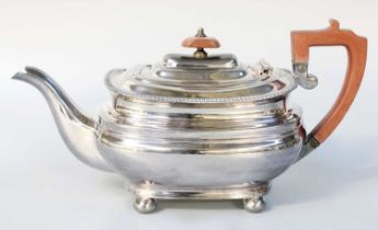 An Elizabeth II Silver Teapot, by Mappin and Webb, Sheffield, 1966, in the George III style, oval