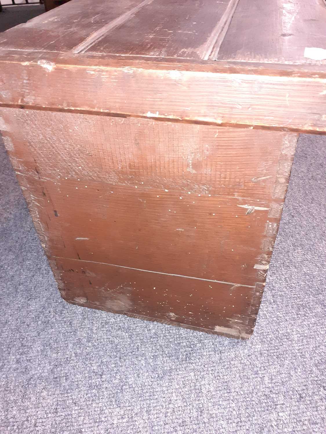An Early 20th Century Teak Trunk, with dovetailed joints, the fascia painted in colours with a - Image 4 of 14