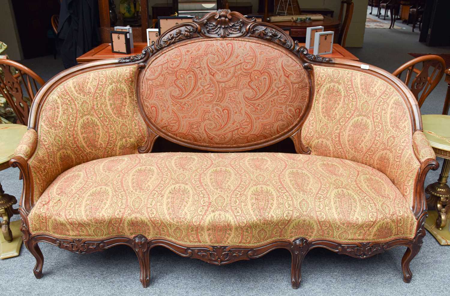A Mid Victorian Carved Rosewood Settee Dimensions - 110cm by 180cm by 70cm Top section of carved - Image 2 of 2
