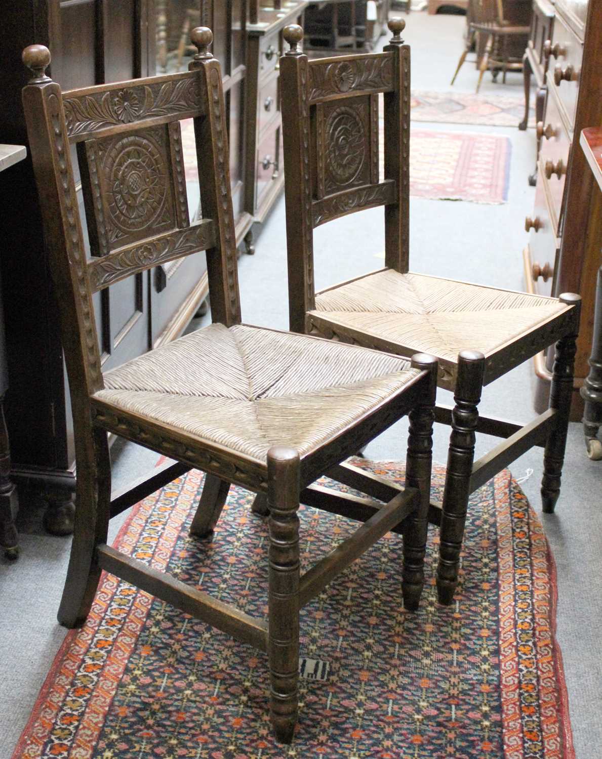 A Victorian Mahogany Dining Table, with one additional leaf on turned legs and castors, 180cm by - Image 4 of 5