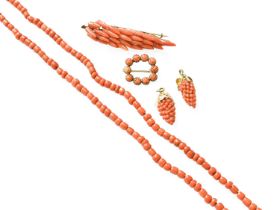 A Small Quantity of Coral Jewellery, comprising of a beaded necklace (a.f.); two brooches; and two