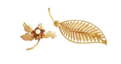 A 9 Carat Gold Citrine and Cultured Pearl Brooch, the textured leaf form set centrally with a