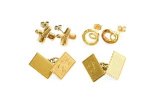 A Pair of 9 Carat Gold Cufflinks, the chain linked rectangular plaques with engine turned decoration