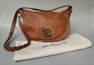 Mulberry Daria Tan Leather Handbag with woven leather shoulder strap and gilt-tone hardware, and