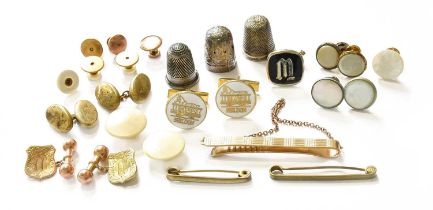 A Small Quantity of Jewellery, including a 9 carat gold tie pin; a pair of cufflinks, stamped '9CT';