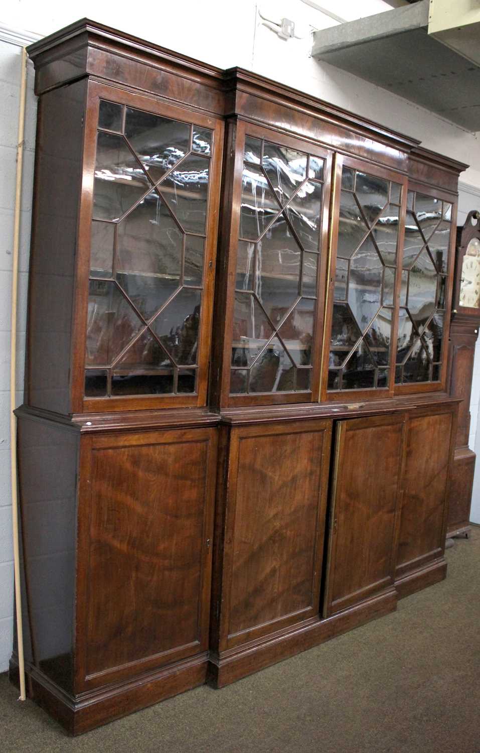 A Late George III Mahogany Four-Door Breakfront Library Bookcase, early 19th century, the moulded - Bild 4 aus 4