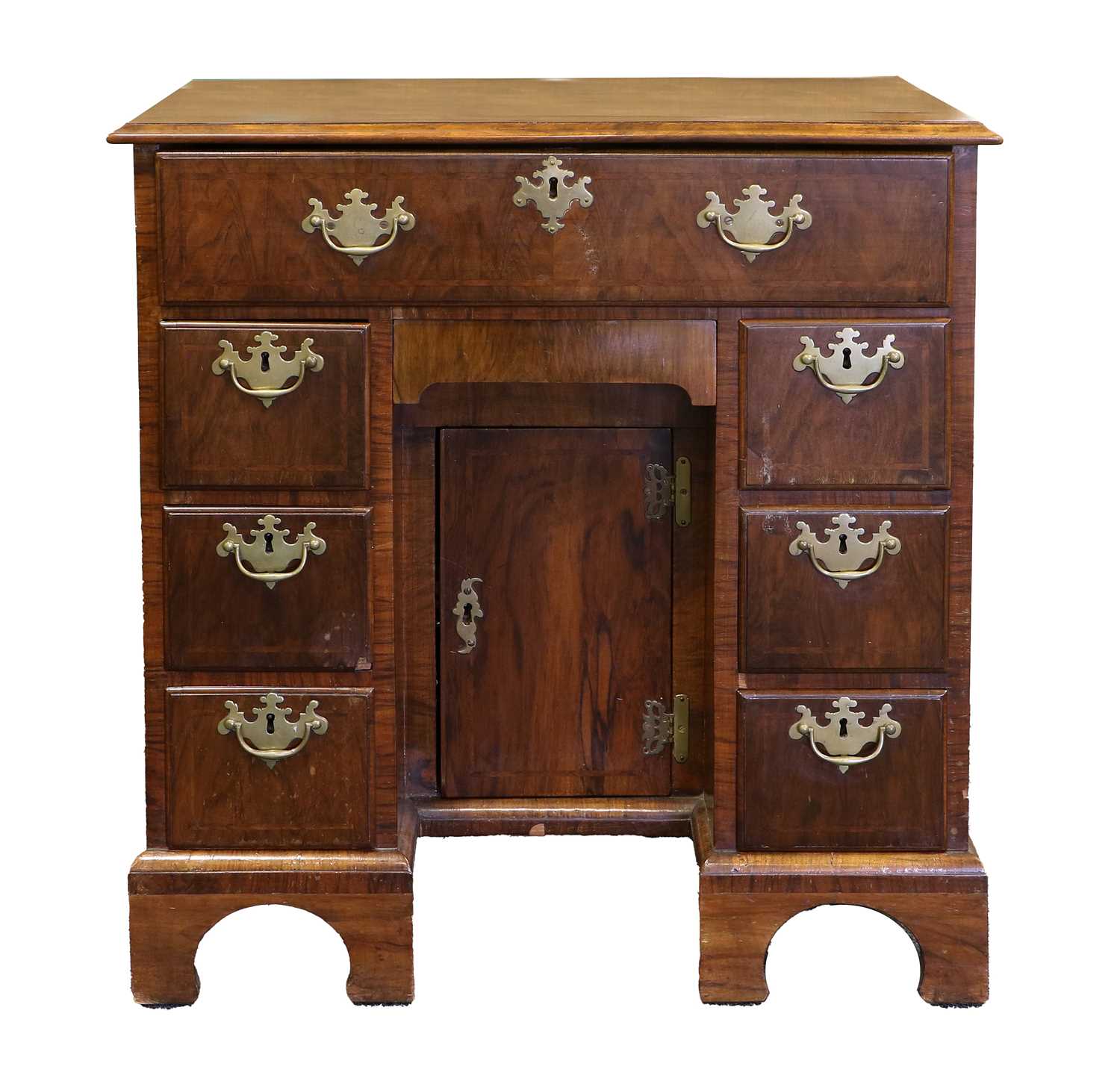 A George II Walnut and Featherbanded Bureau-Table, circa 1740, the crossbanded moulded top above a - Bild 3 aus 4