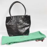 A Black Congo Leather Mulberry Hoxton Shoulder Bag, with leather handles, four chrome feet to the