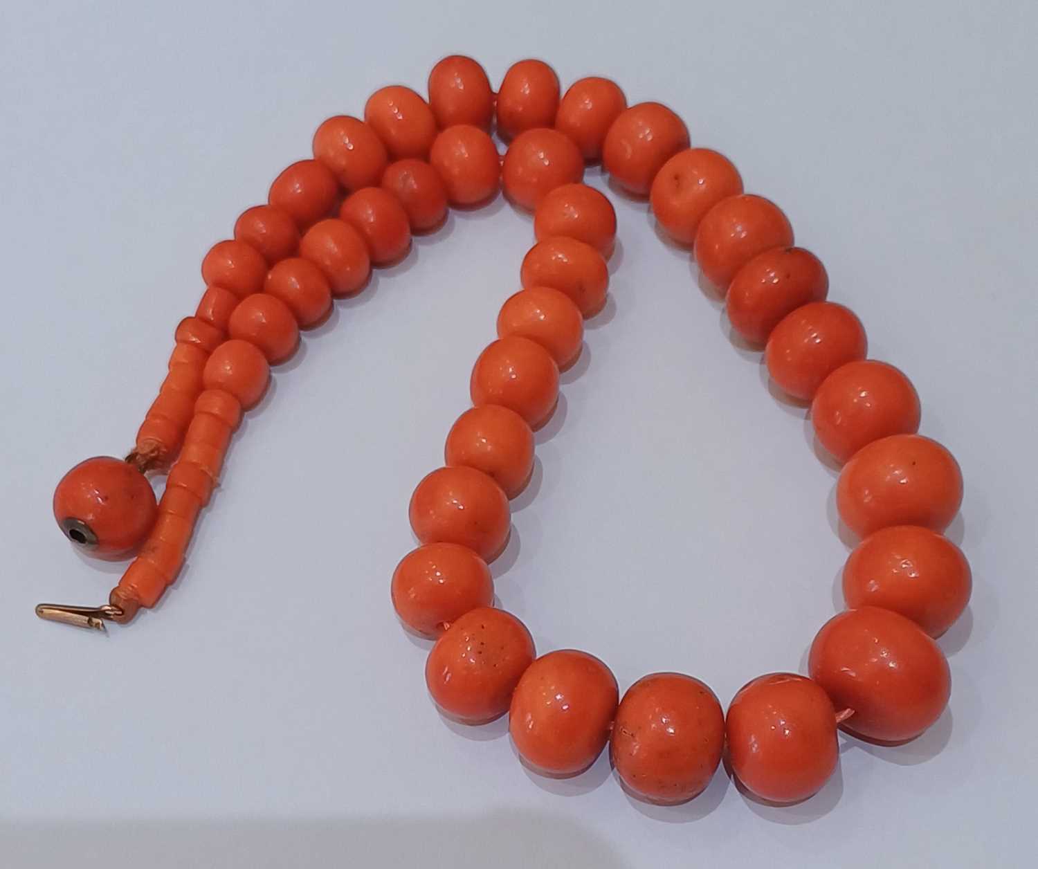 A Graduated Coral Bead Necklace, length 42cm; and A Four Strand Coral Branch Necklace, with cross - Image 2 of 9