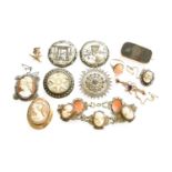 A Small Quantity of Jewellery, comprising of a cameo brooch, in a 9 carat gold frame, measures 4.1cm