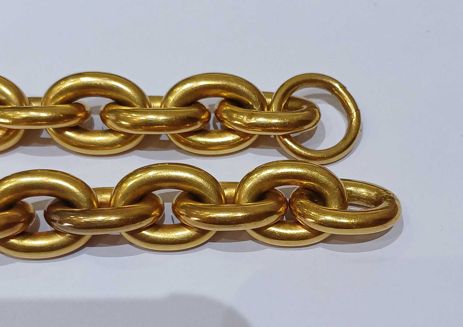 A Trace Link Chain, length 44.5cm, with three additional links The necklace is in fair condition - Image 4 of 11