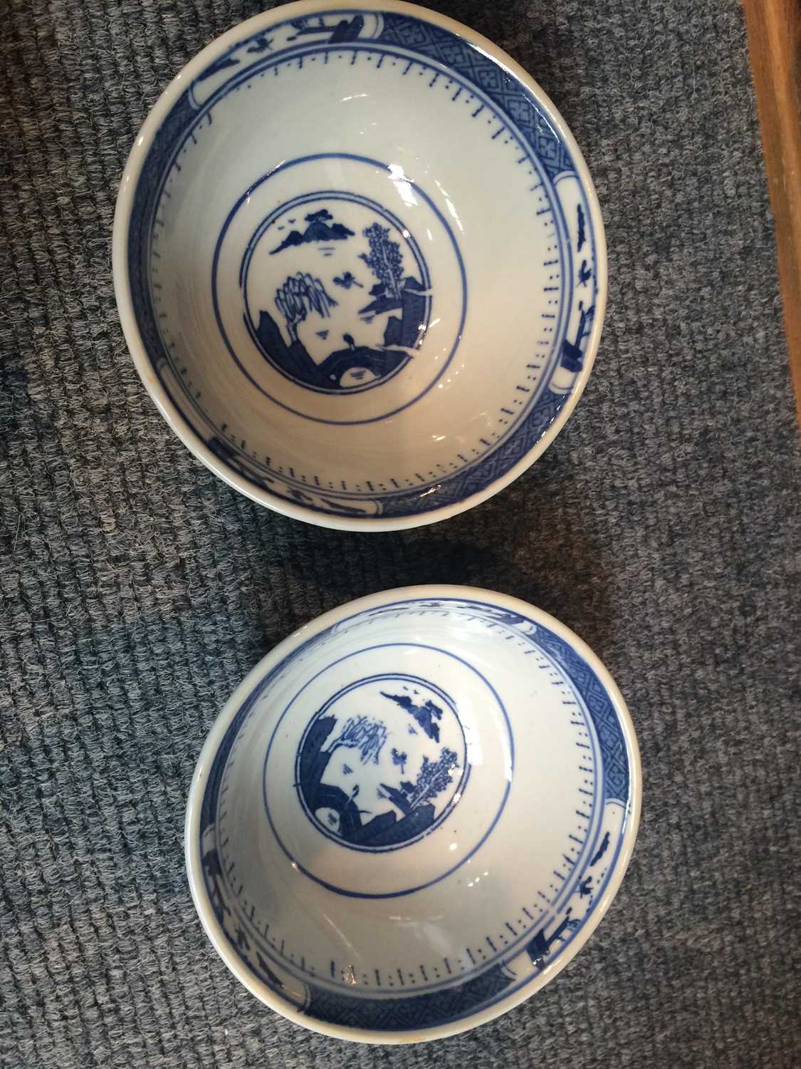 A Comprehensive Chinese Porcelain Dinner Service, painted in underglaze blue in the 18th century - Image 6 of 13