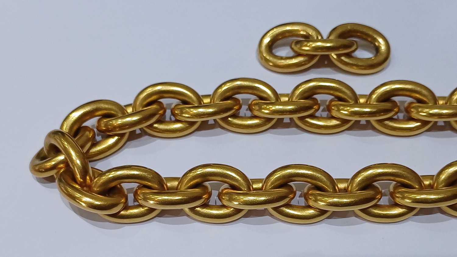 A Trace Link Chain, length 44.5cm, with three additional links The necklace is in fair condition - Image 3 of 11