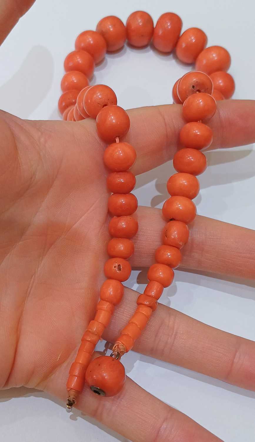 A Graduated Coral Bead Necklace, length 42cm; and A Four Strand Coral Branch Necklace, with cross - Image 4 of 9