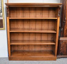A Crossbanded Mahogany Open Bookcase, with three adjustable shelves, 120cm by 35cm by 133cm