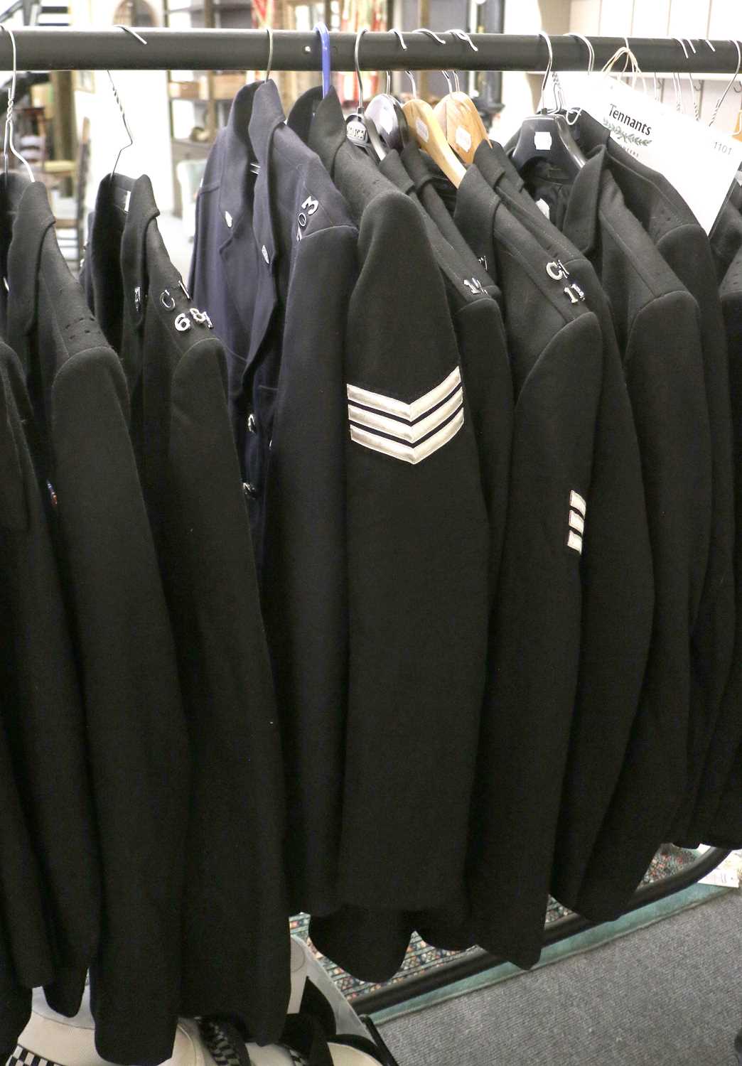 Twelve Elizabeth II British Police Officer's Jackets, with chrome buttons, some with chrome - Bild 2 aus 3