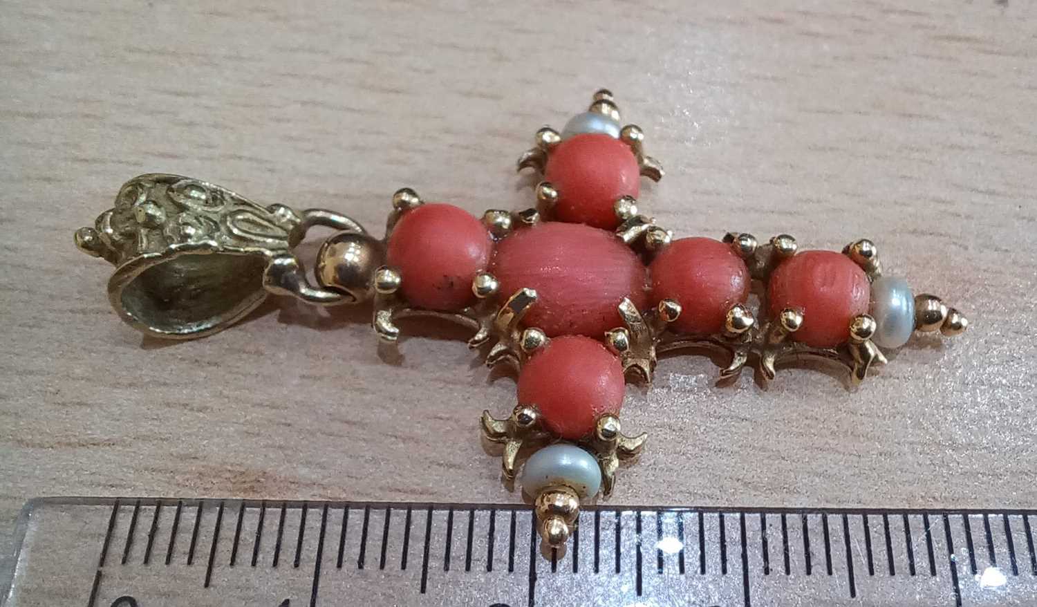 A Coral and Seed Pearl Pendant and A Coral, Split Pearl and Enamel Ring the cross pendant formed - Image 5 of 6