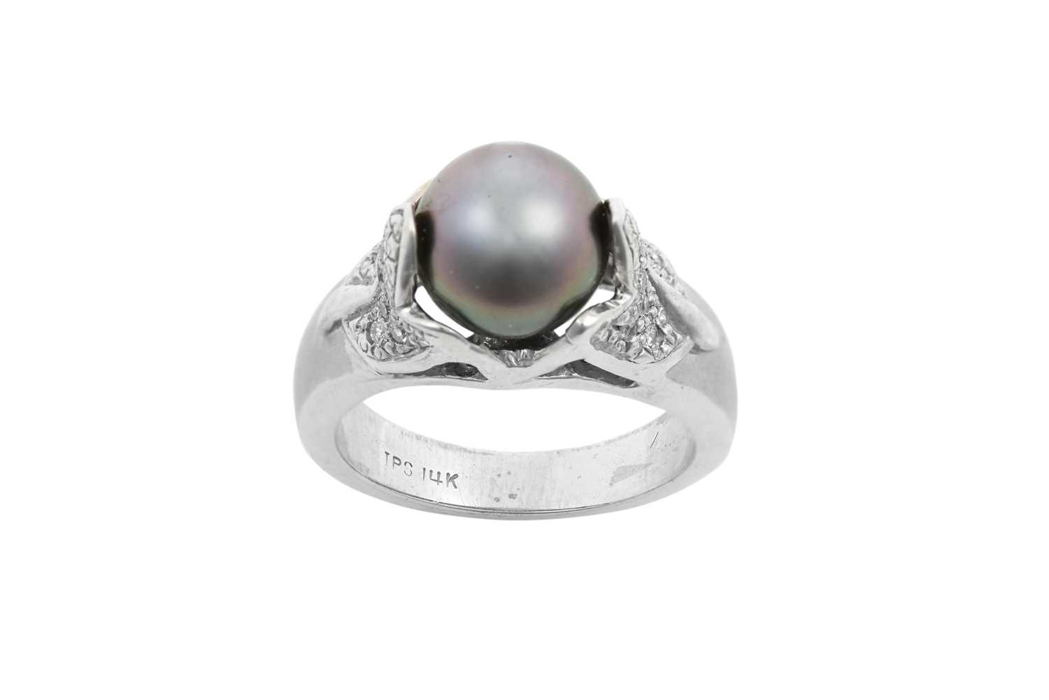 A Grey Cultured Pearl and Diamond Ring the grey cultured pearl in a fluted shoulder mount, pavé