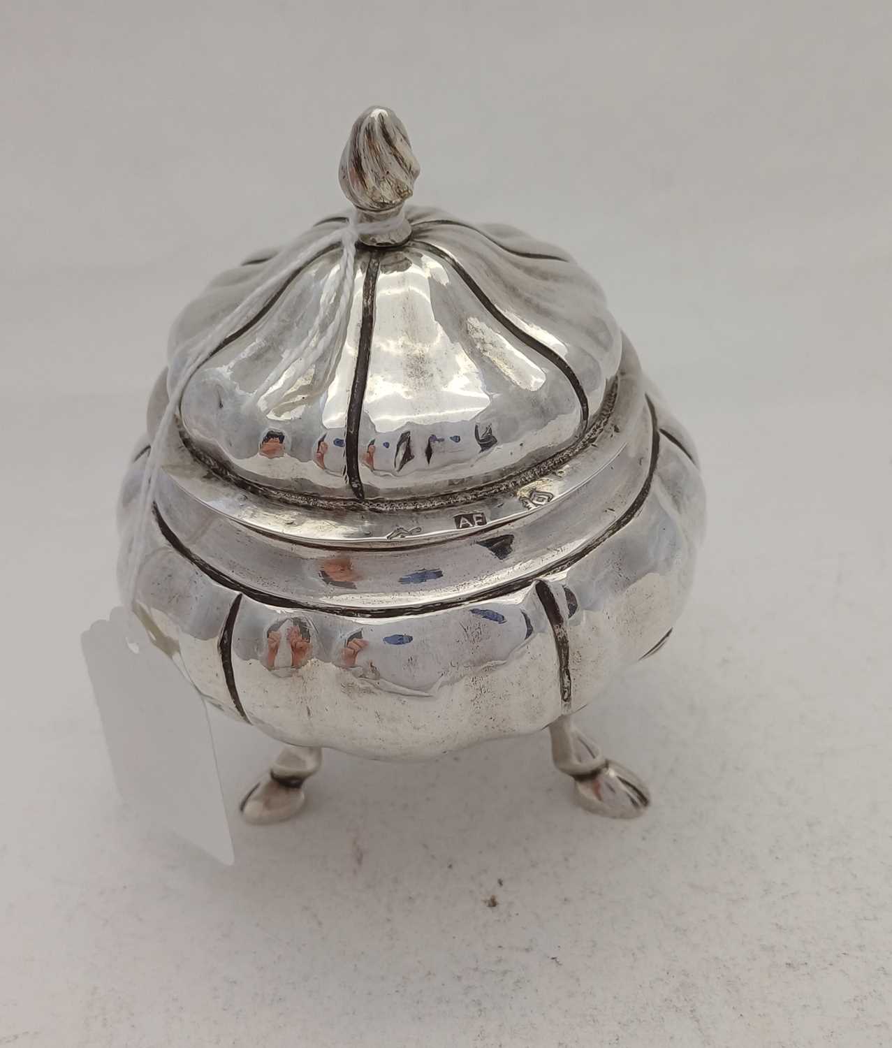 A Maltese Silver Sugar-Bowl and Cover, by Francesco Arnaud, Rohan Period, Circa 1780 - Image 3 of 6