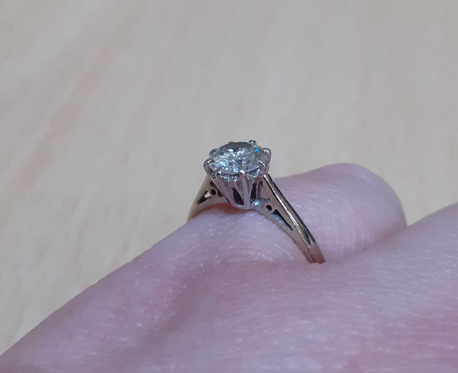 An 18 Carat White Gold Diamond Solitaire Ring the round brilliant cut diamond in a claw setting, - Image 4 of 4