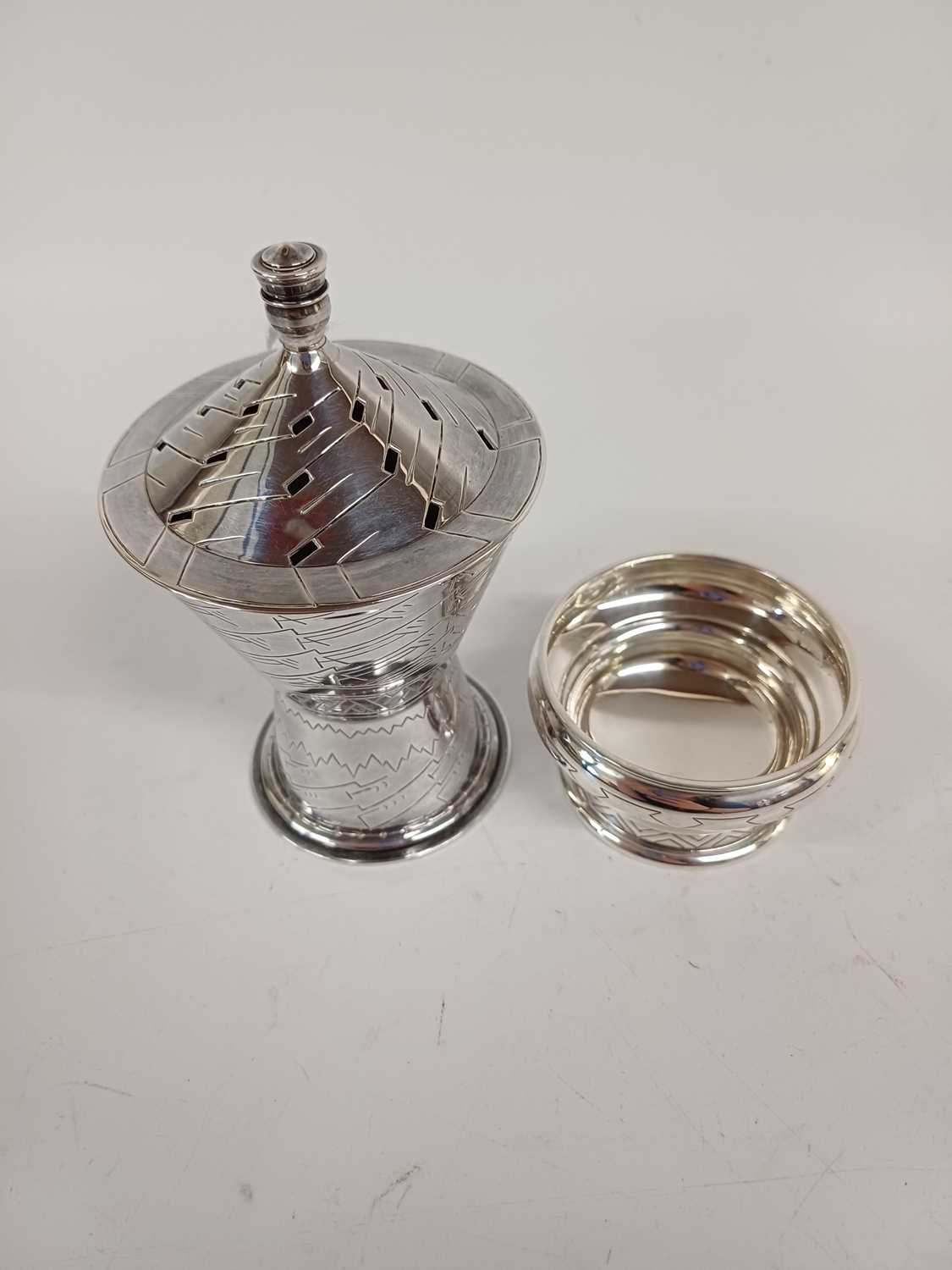 A George V Silver Caster, by Henry George Murphy, London, 1933, With Falcon Studios Mark - Image 12 of 12