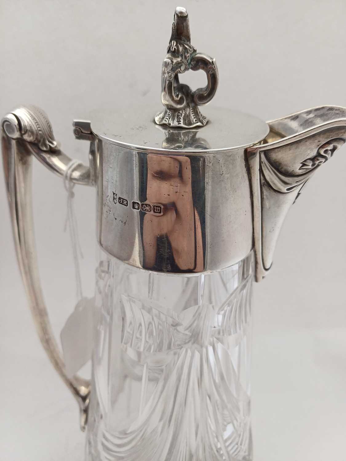 A George V Silver-Mounted Cut-Glass Claret-Jug, The Silver Mounts by Joseph Rodgers and Sons, Sheff - Image 7 of 8