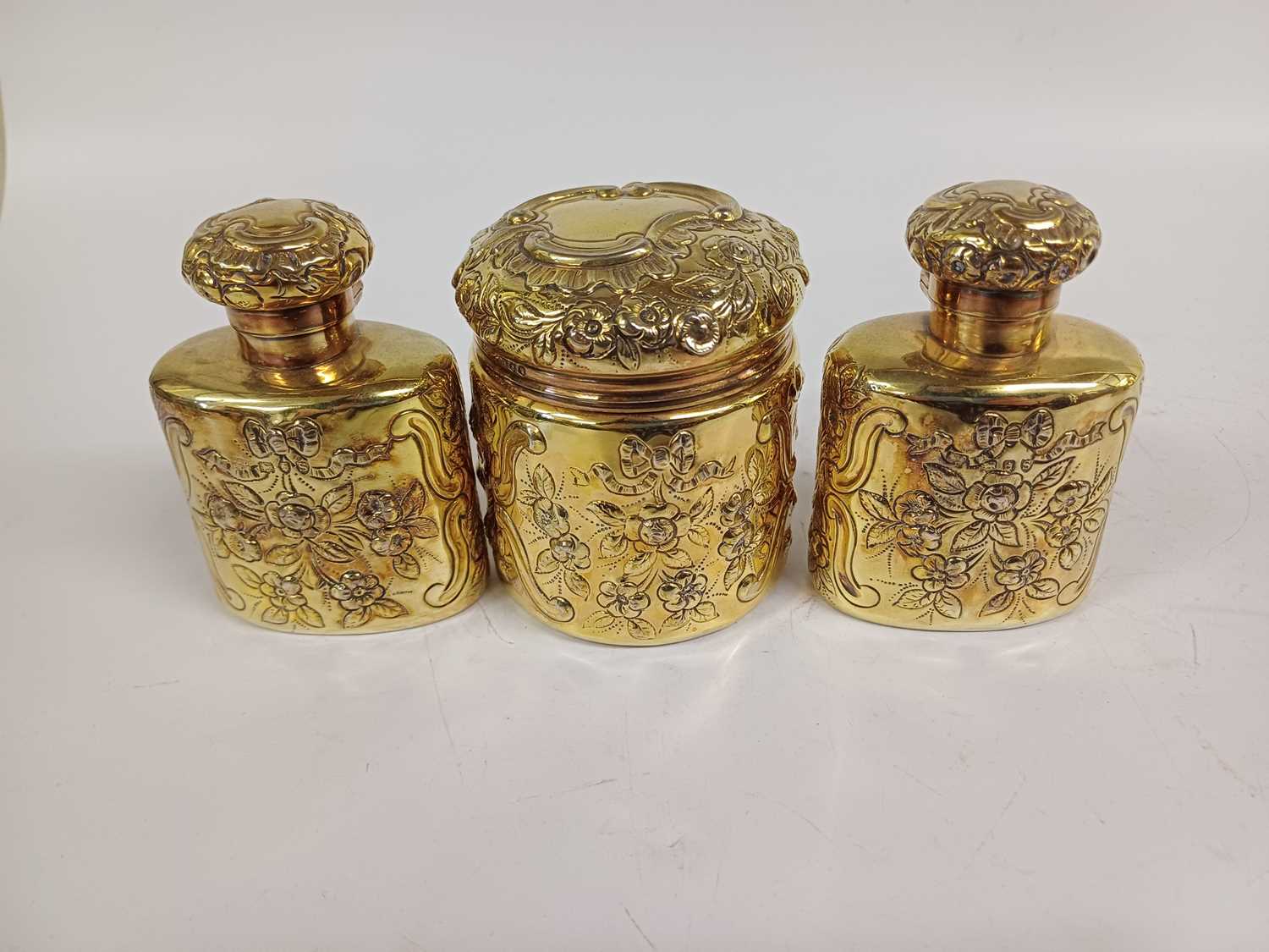 A Set of Six Victorian Silver-Gilt Dressing-Table Bottles or Jars, by Samuel Summers Drew and Ernes - Image 8 of 9