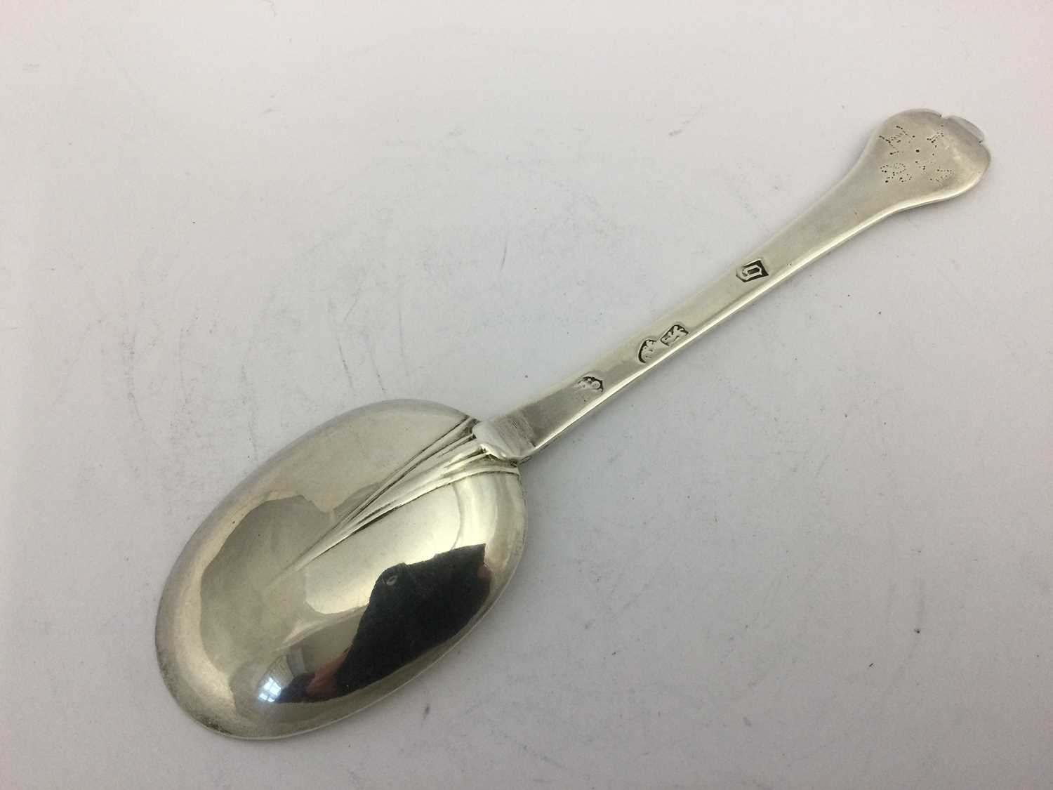 A Charles II Silver Trefid-Spoon, Probably by Edward Hulse, London, 1684 - Image 3 of 6