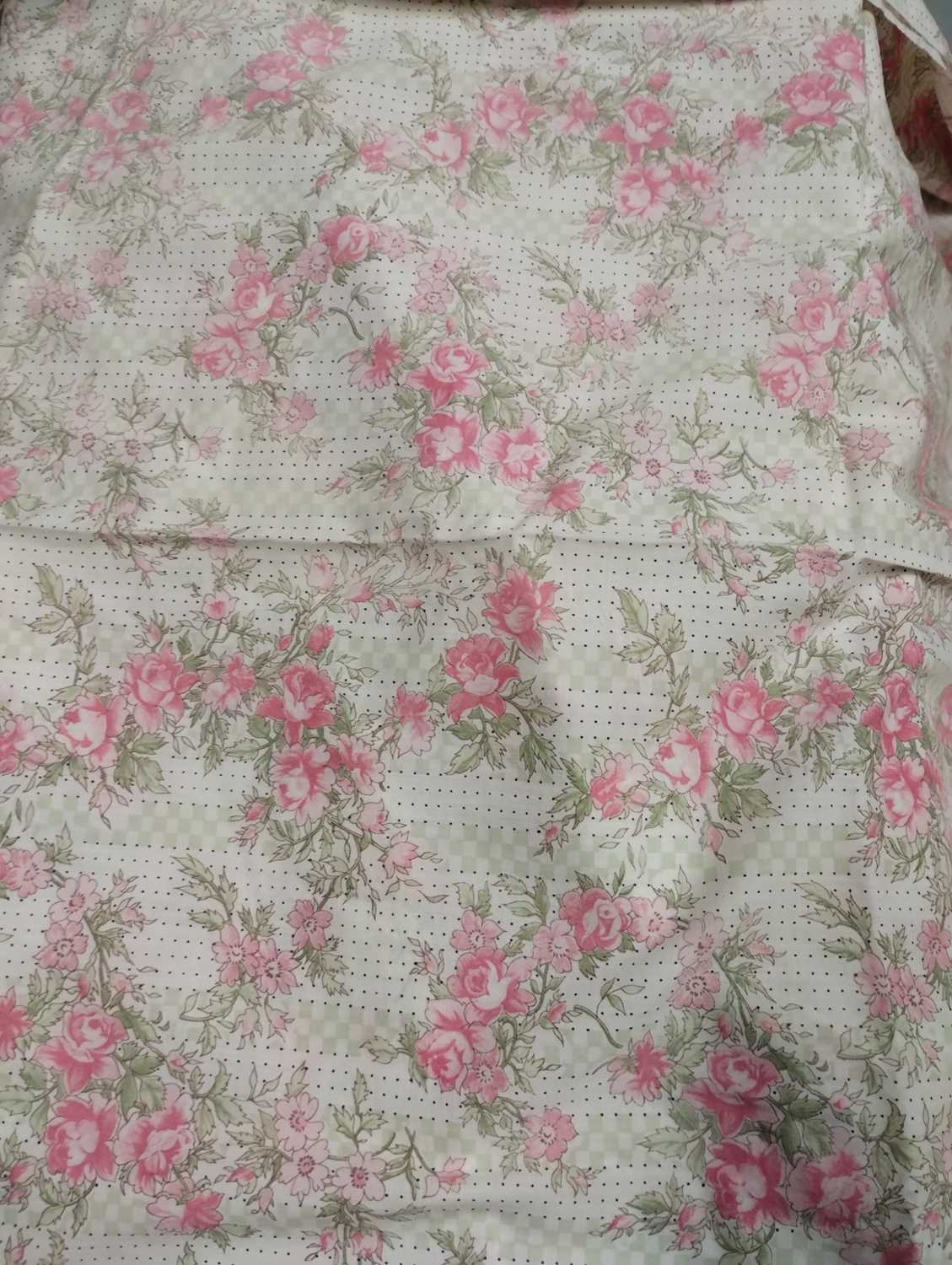 Assorted Mainly Liberty and Collier Campbell Fabric Lengths, comprising a length a Liberty tana lawn - Image 24 of 36