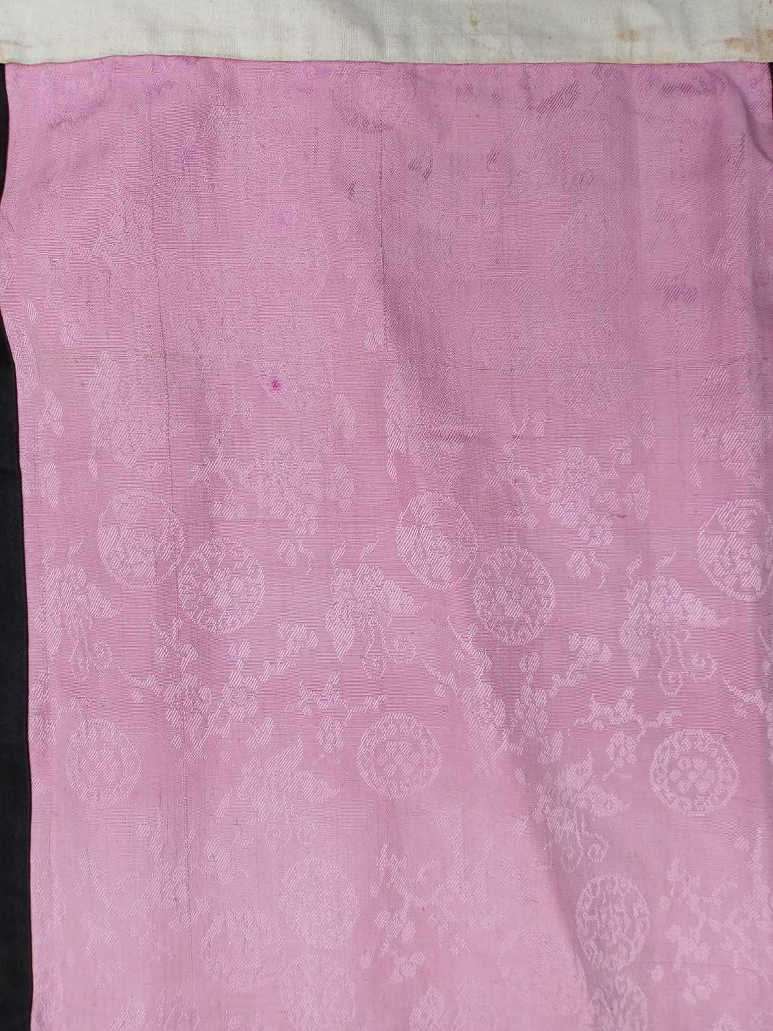 Early 20th Century Chinese Skirt in pink figured silk, with bright silk floral embroidery to the - Image 13 of 14
