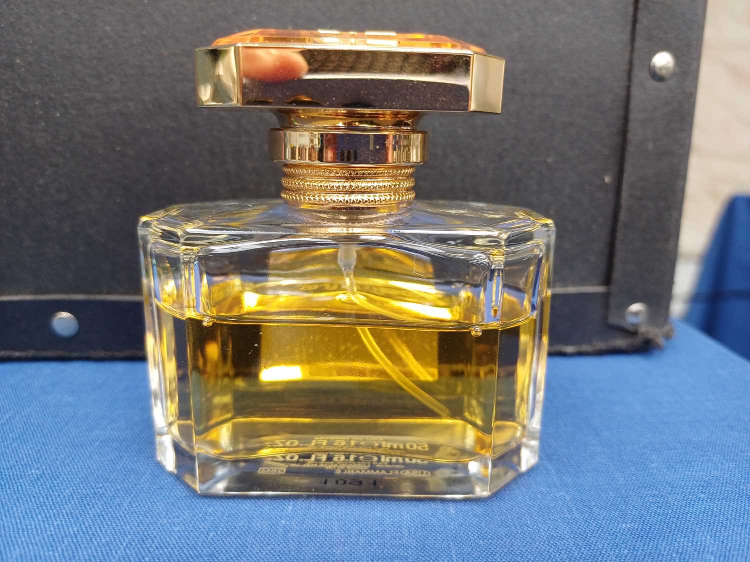 Modern Perfumes comprising Guerlain Mitsouko eau de toilette 50ml (half full), Joy by Jean Patou - Bild 3 aus 5