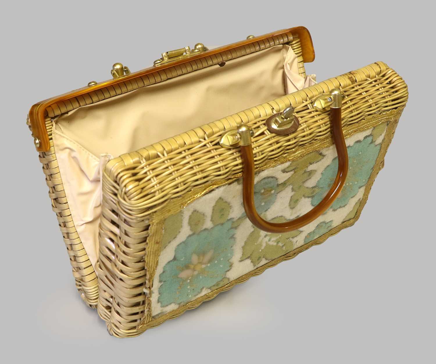 Circa 1950/60s Princess Charming by Atlas, Hollywood Lucite and Basket Weave Handbag, with a green - Image 2 of 2
