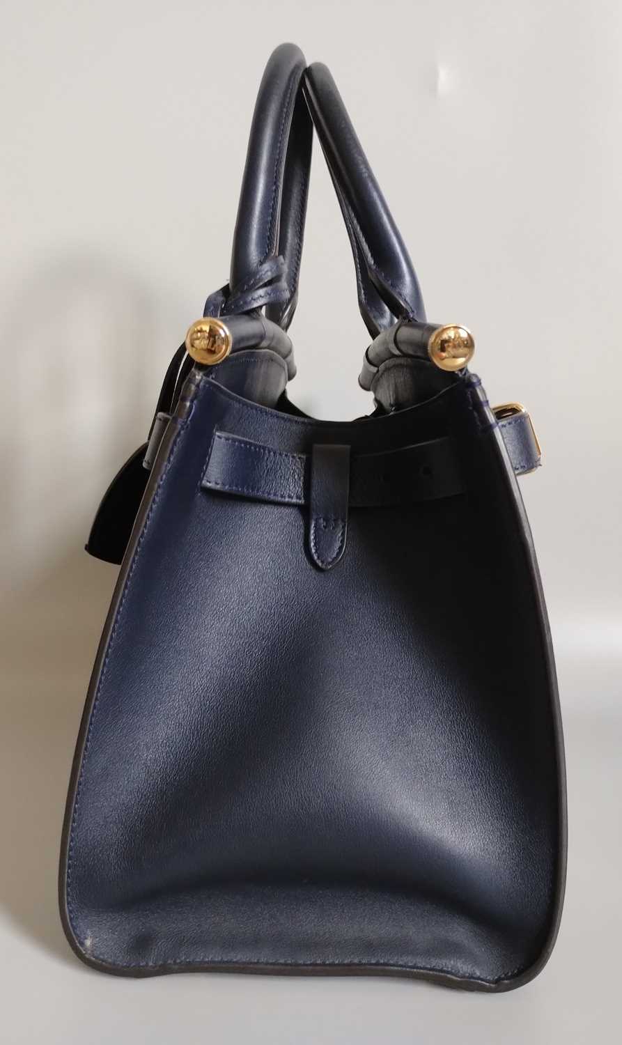Ralph Lauren Navy Leather RL50 Bag designed to the celebrate the 50th anniversary of the brand, this - Bild 6 aus 10