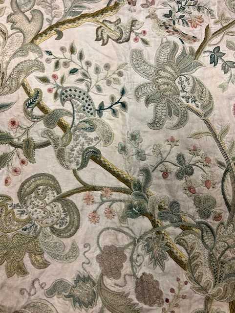 Late 19th Century Crewel Work Curtain, decorated overall in decorative floral designs with birds - Image 7 of 21