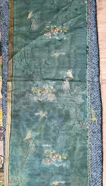 Assorted Late 18th and 19th Century Silk Brocade Remnants in various colours and sizes, (one box) - Bild 20 aus 21