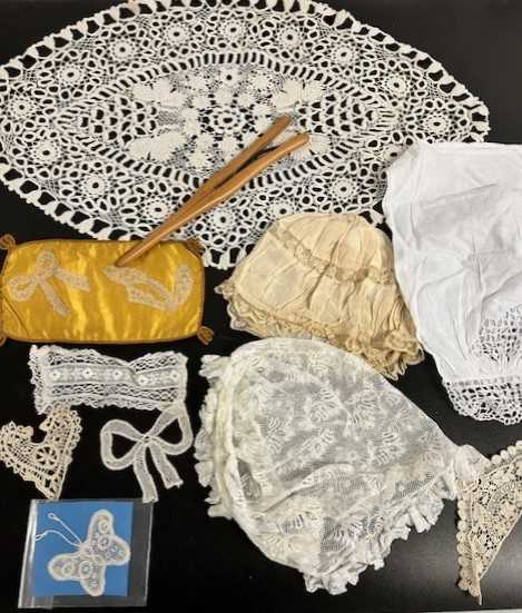 Assorted Embroidered and Lace Costume Accessories, comprising lace caps, black silk apron, cotton - Image 7 of 7