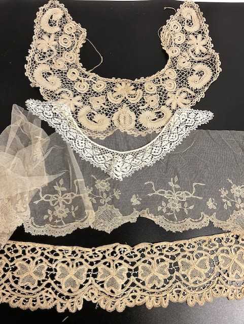 Assorted 19th Century/20th Century Lace comprising assorted lengths of trims, collars, cuffs, - Image 2 of 11