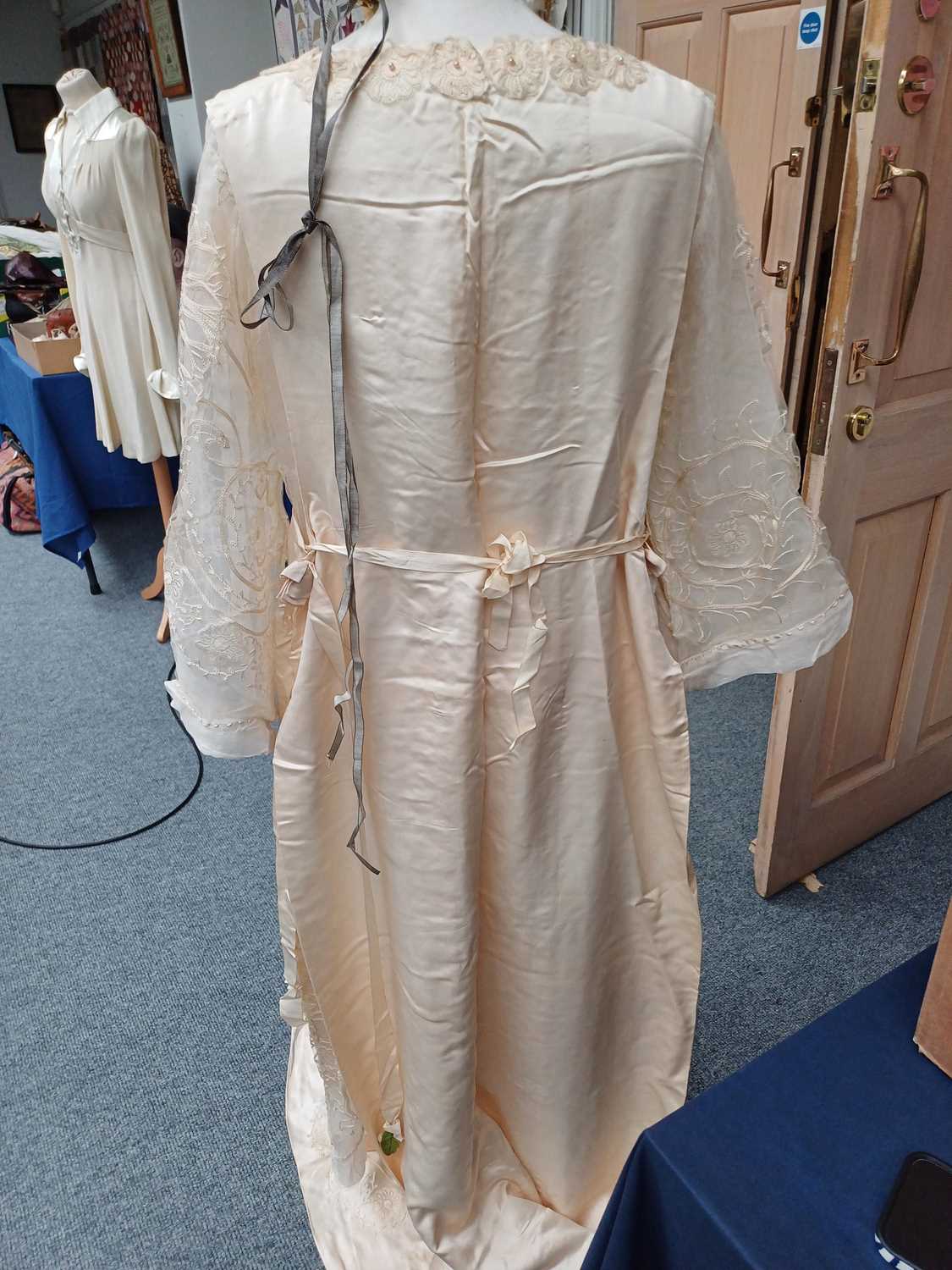 Early 20th Century Cream Silk Wedding Dress of sleeveless tabard style with ribbon ties to the - Image 10 of 11