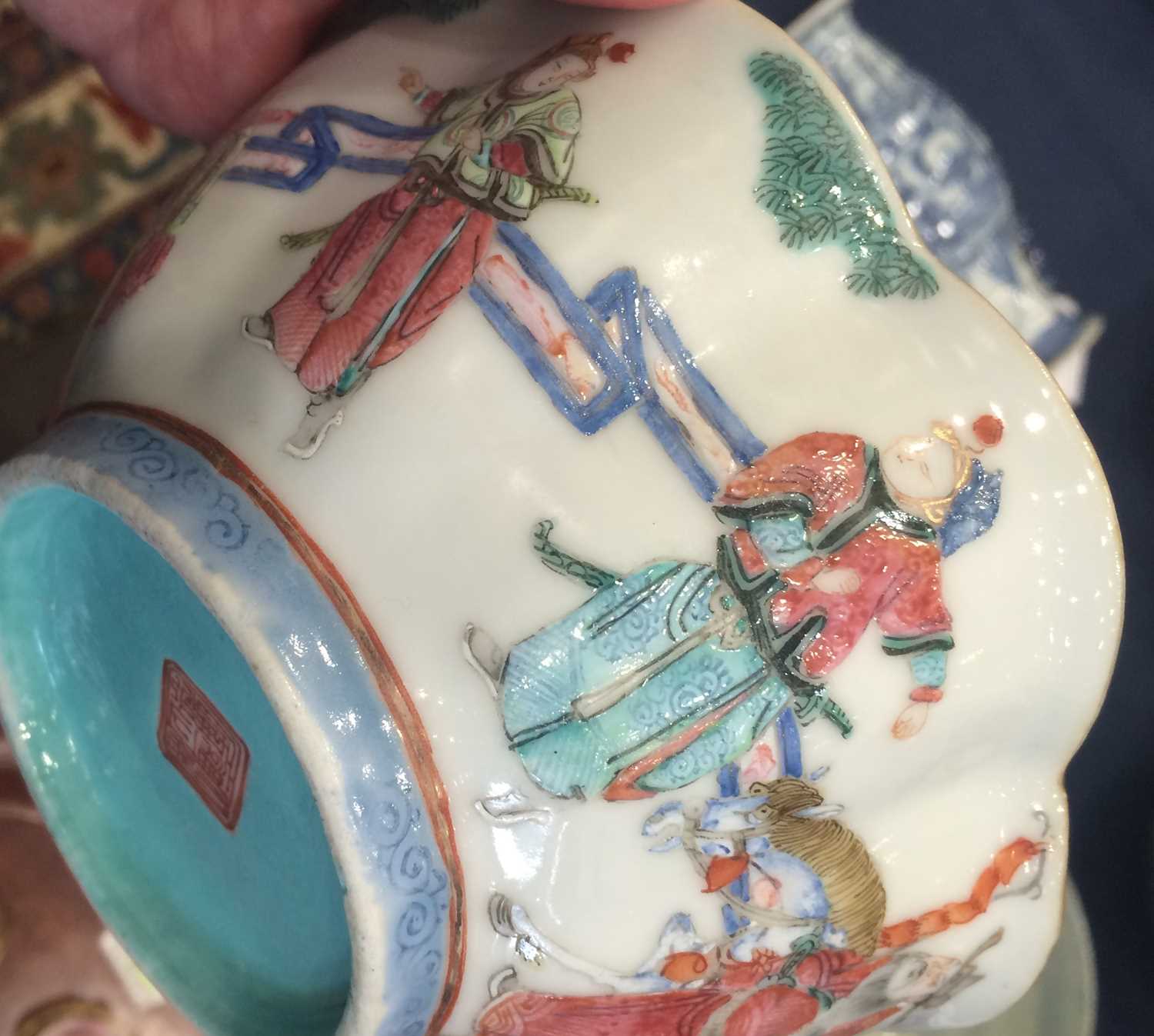 A Chinese Porcelain Bowl, Yongzheng reign mark but 19th century, lobed form and painted in famille - Image 3 of 10