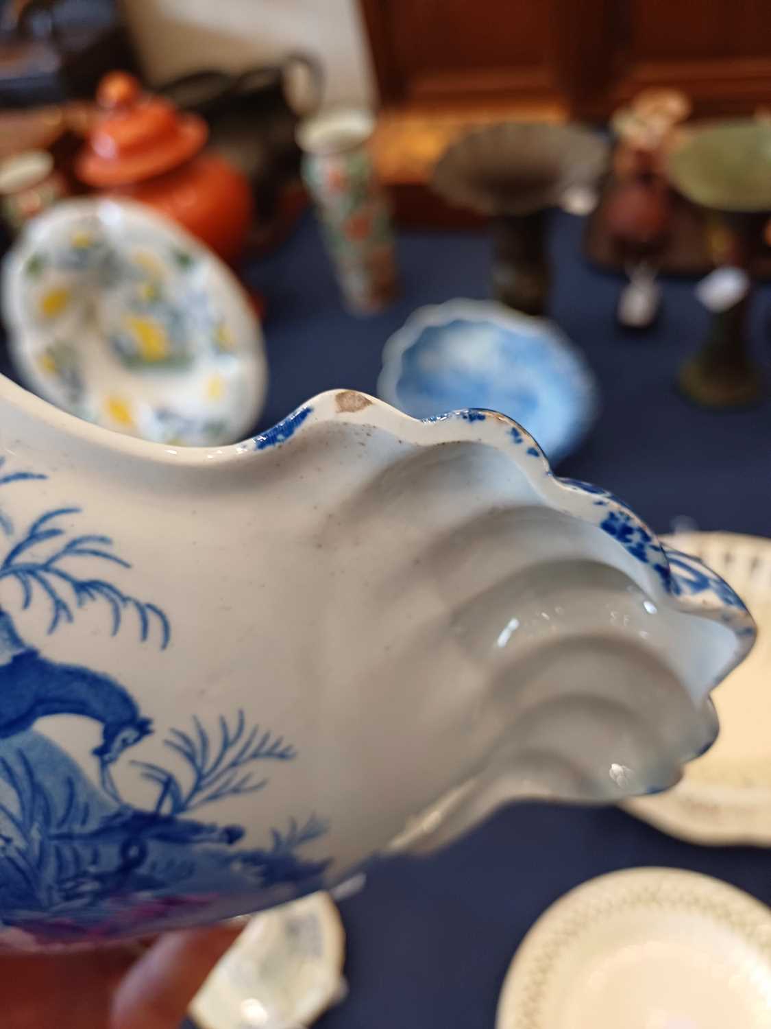 A Spode Pearlware Comport, circa 1820, of waved ovoid form and with shell moulded handles, printed - Image 4 of 6