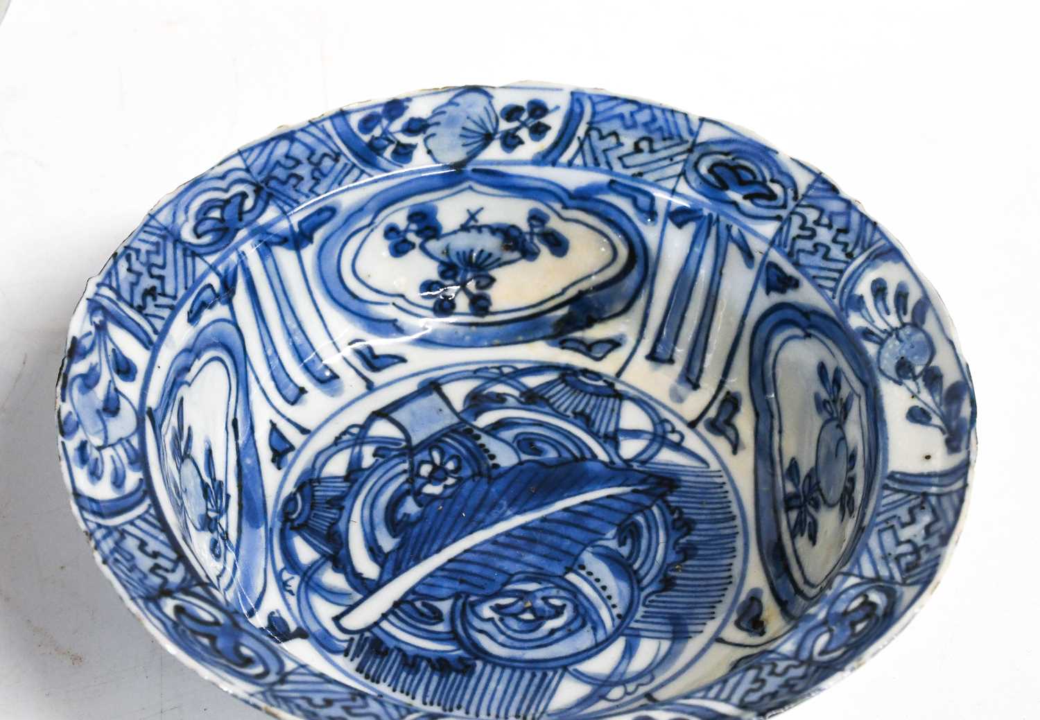 A Chinese Porcelain Bowl, Kangxi, of octagonal form and painted in underglaze blue with the eight - Image 2 of 12