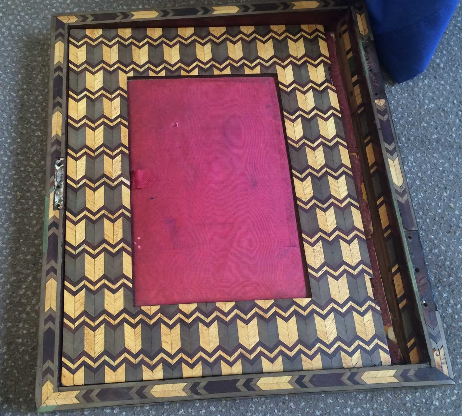 A Parquetry Sewing Box, early 19th century, allover decorated in stained and coloured woods with - Image 7 of 11