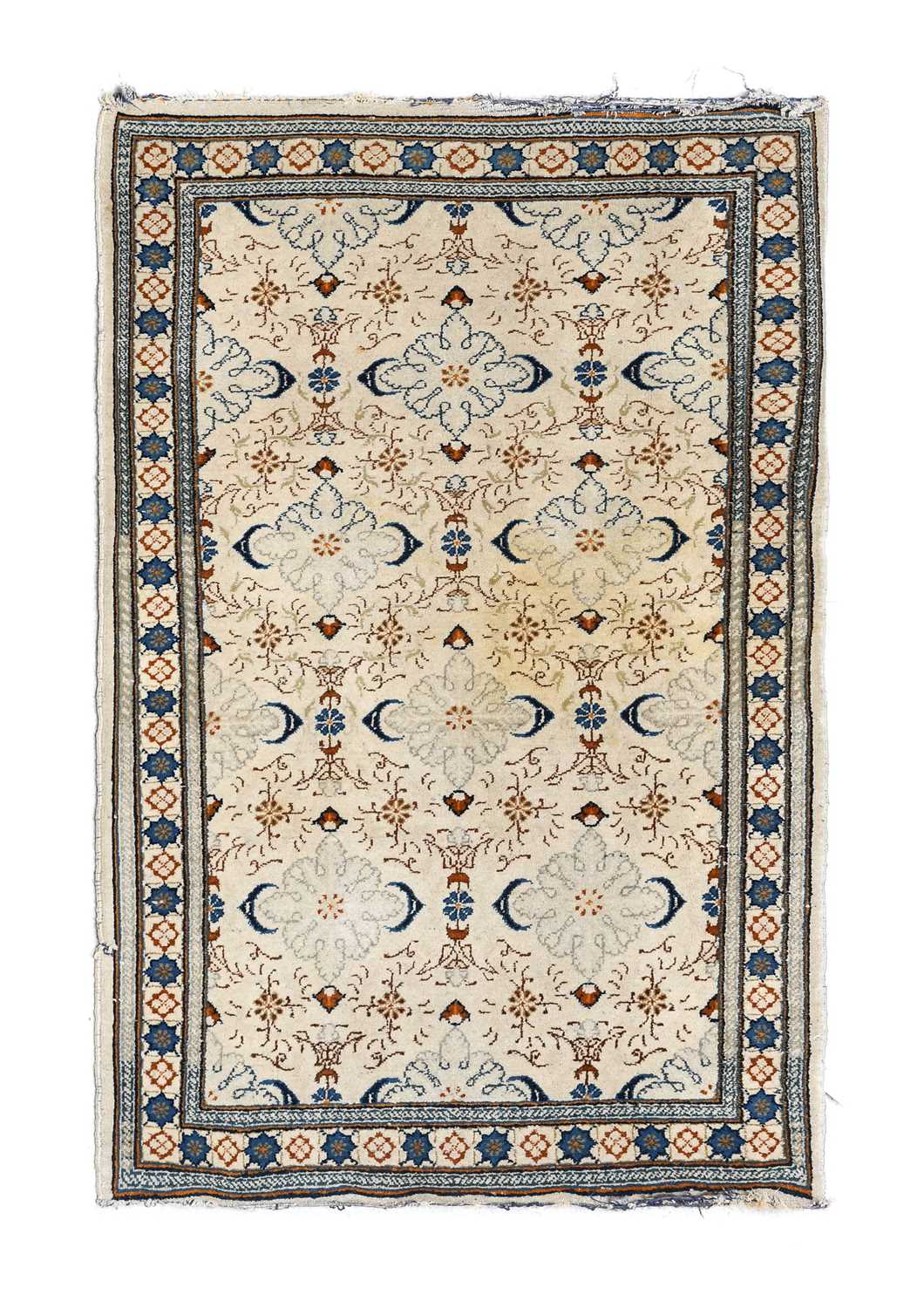 Kashan Rug Central Iran, circa 1940 The ivory field with an allover design of palmettes and vines - Image 4 of 4