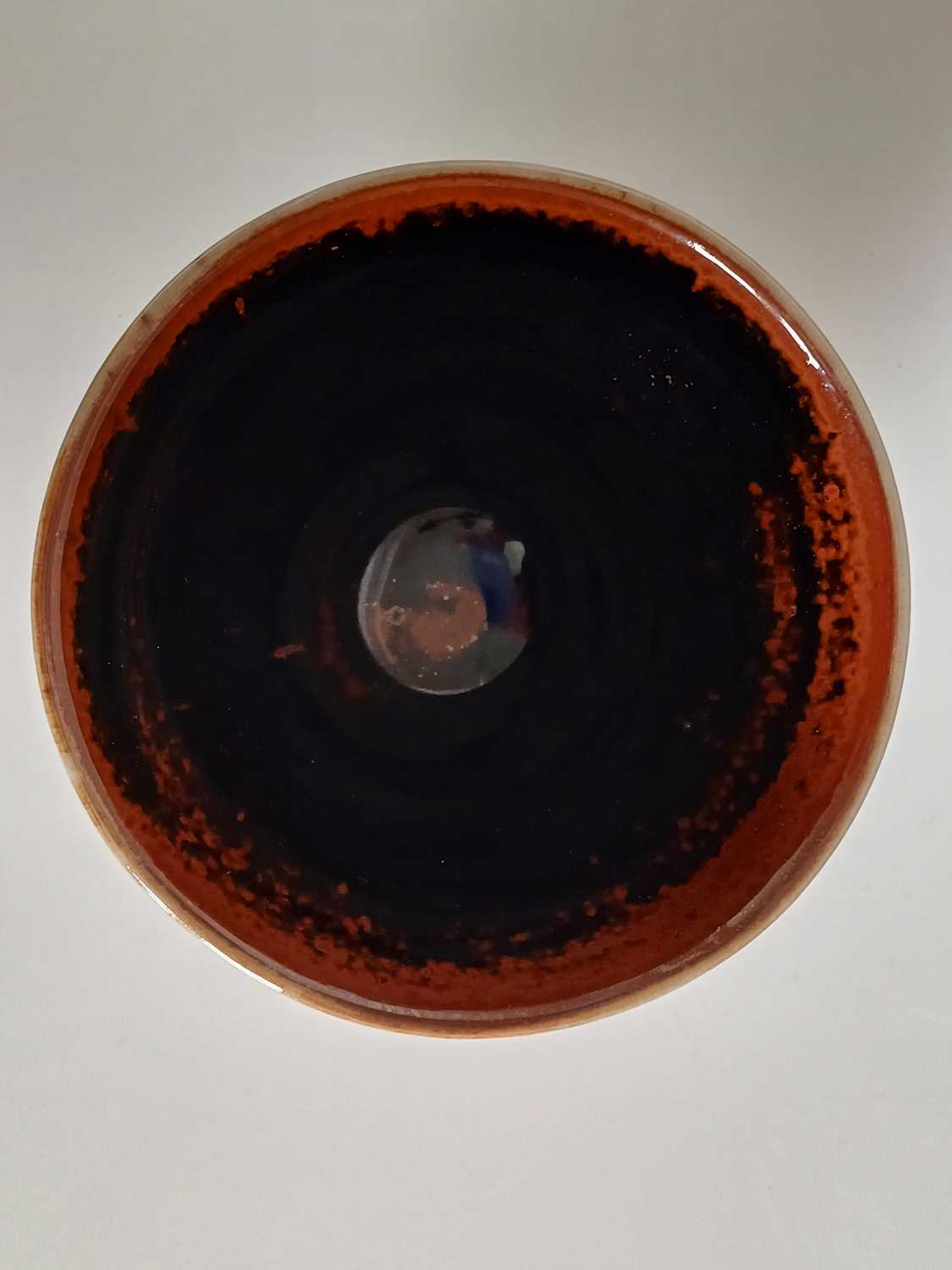 Jeremy Steward (b.1972): A Stoneware Yunomi, wood fired, soda glazed, unmarked (no mark used), 10. - Bild 6 aus 16