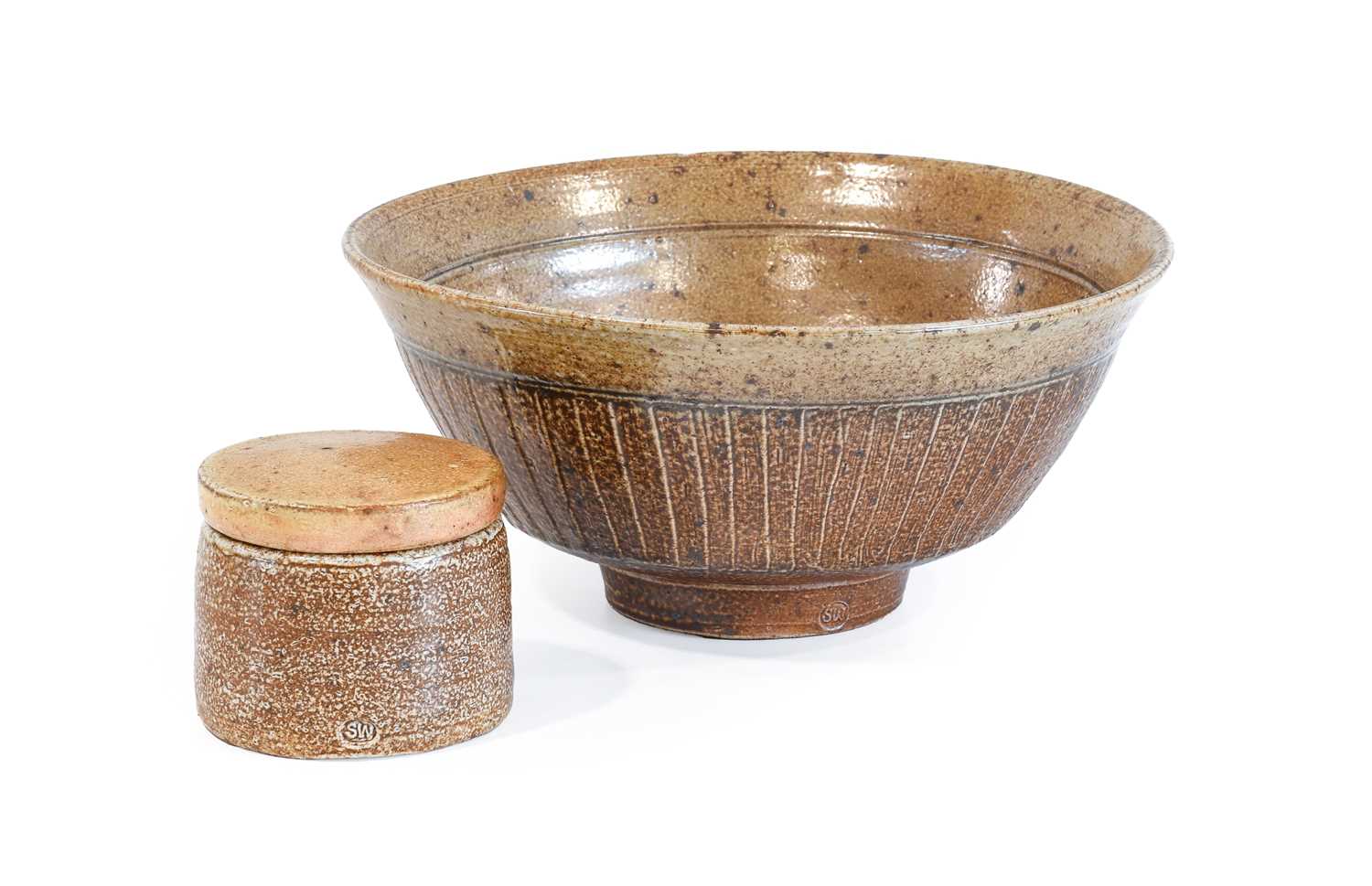 Sarah Walton (b.1945): A Large Stoneware Bowl, salt glazed, impressed SW seal mark, 28cm diameter - Image 2 of 5