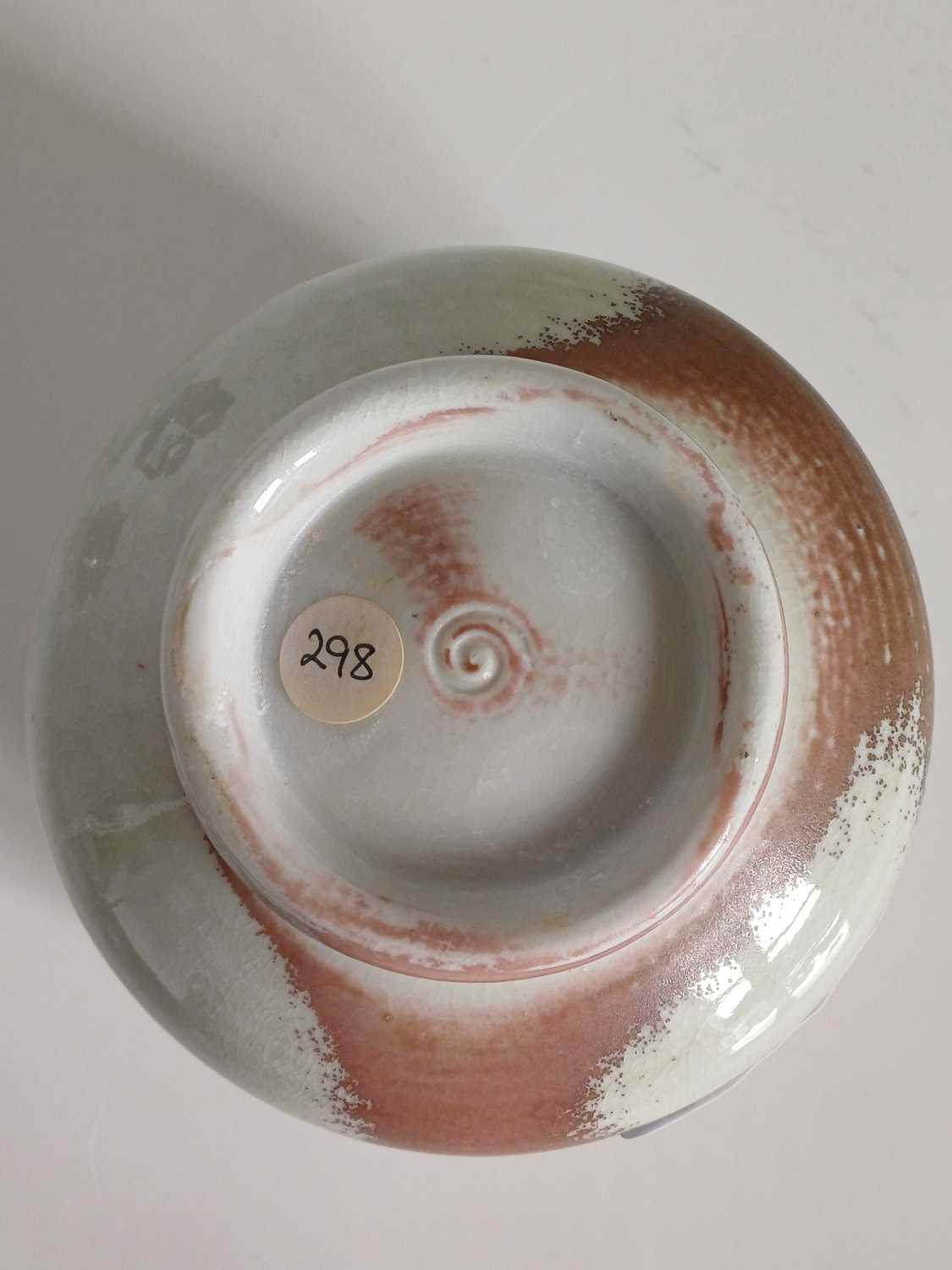 Jeremy Steward (b.1972): A Stoneware Yunomi, wood fired, soda glazed, unmarked (no mark used), 10. - Bild 12 aus 16