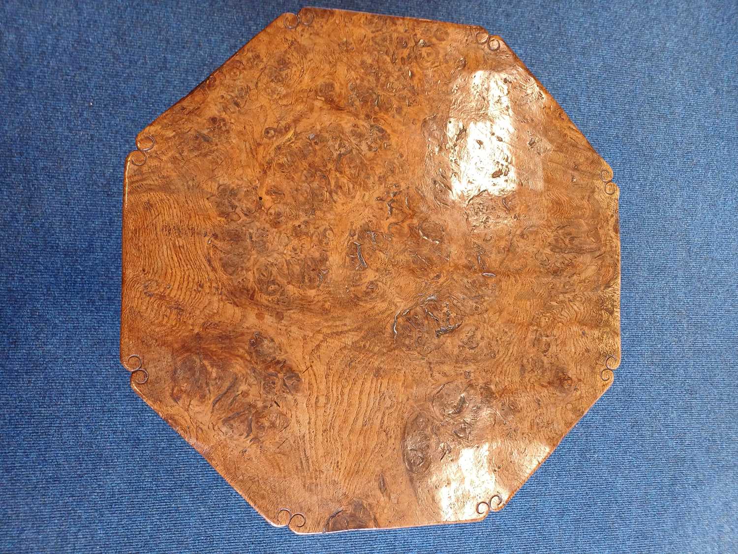 Robert Mouseman Thompson (1876-1955): A Burr Oak Octagonal Coffee Table, 1930s, with mouse tails - Image 3 of 16
